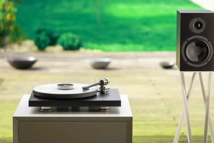 Test Pro-Ject Debut PRO Turntable With Pick It Pro Cartridge