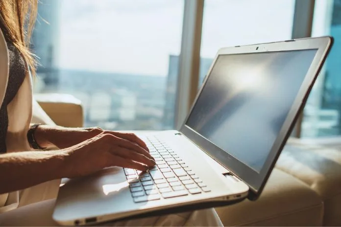 Laptop
